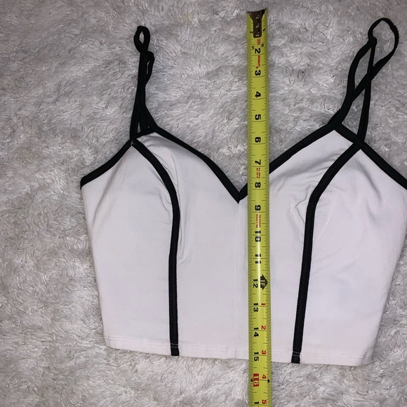 🎊💥🎉HOST PICK🔥💜Cute 🥰 Woman crop top Orr loved like new - Picture 8 of 12